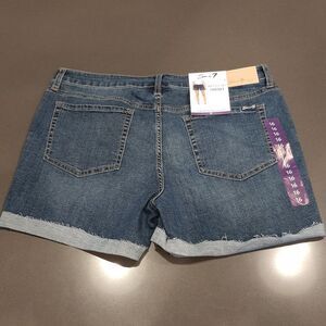 Seven7 Weekend Short Size 16 Cuffed Hem 5” Inseam Stretch Denim
